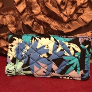 NWOT Vera Bradley Sunglasses 😎 Case